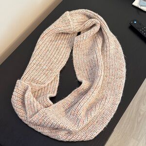 GAP Textured Knit Infinity Scarf - Cream and Pink
